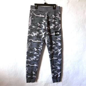 The North Face Boys Youth Large Jogger Pant Gray Camouflage Pockets Drawstring